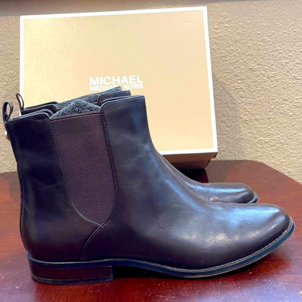 Michael Kors Black Leather Chelsea Ankle Boots